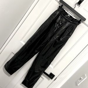 ARITZIA • WILFRED jive faux leather paper bag pants XS